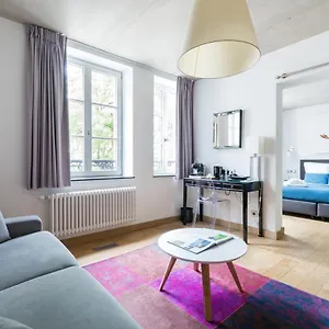 https://la-pipistrelle-hotel.luxembourghotelsguide.com